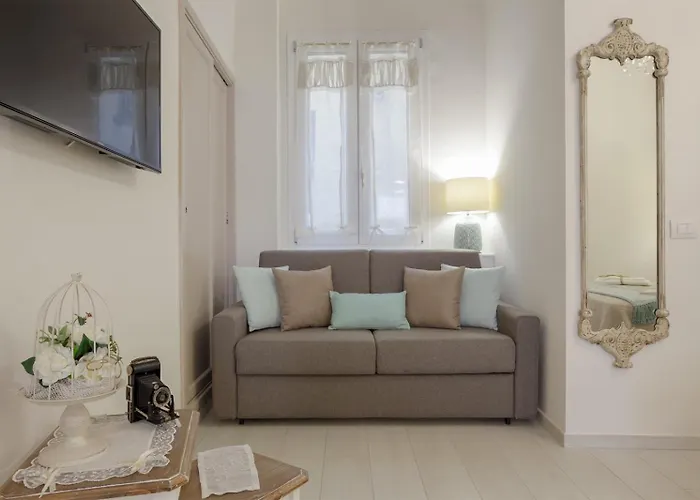 Elegante A 3 Minuti Dal Duomo Appartement