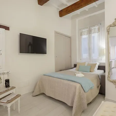 Elegante A 3 Minuti Dal Duomo