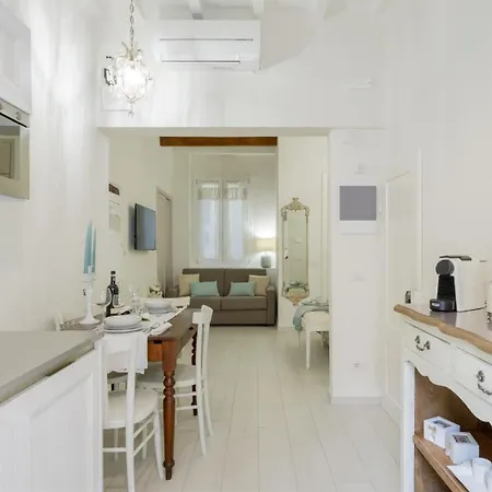 Elegante A 2 Passi Dal Duomo Apartmán Florencie