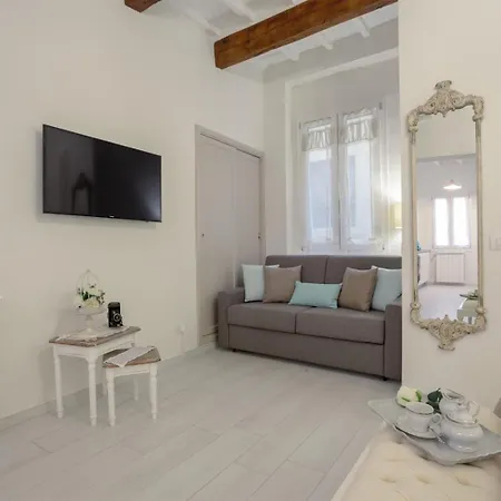 Elegante A 2 Passi Dal Duomo شقة *